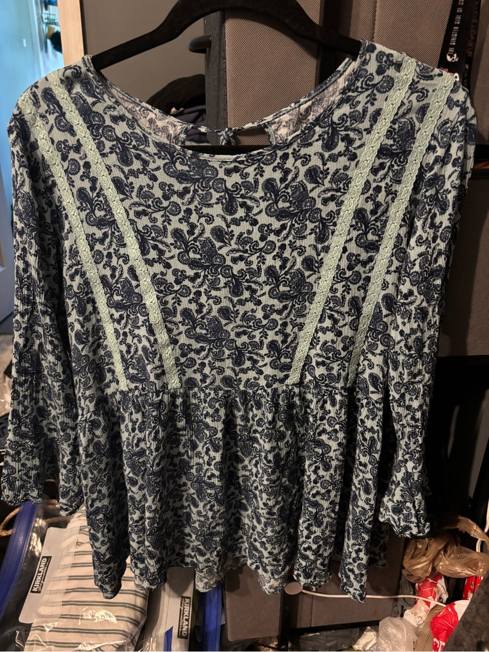 Wonderly Boho Navy Floral Peasant Top with Lace Trim Large